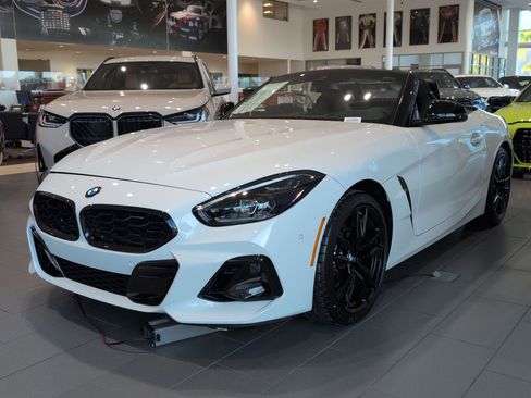 Used 2026 BMW Z4 sDrive30i w/ Premium Package RWD image 5