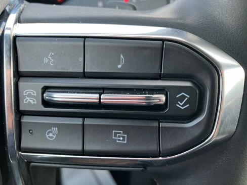 Used 2025 GMC Terrain Elevation image 19