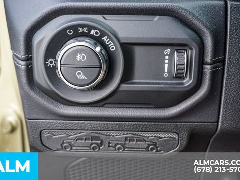 Used 2026 Jeep Gladiator Mojave AWD/4WD image 46
