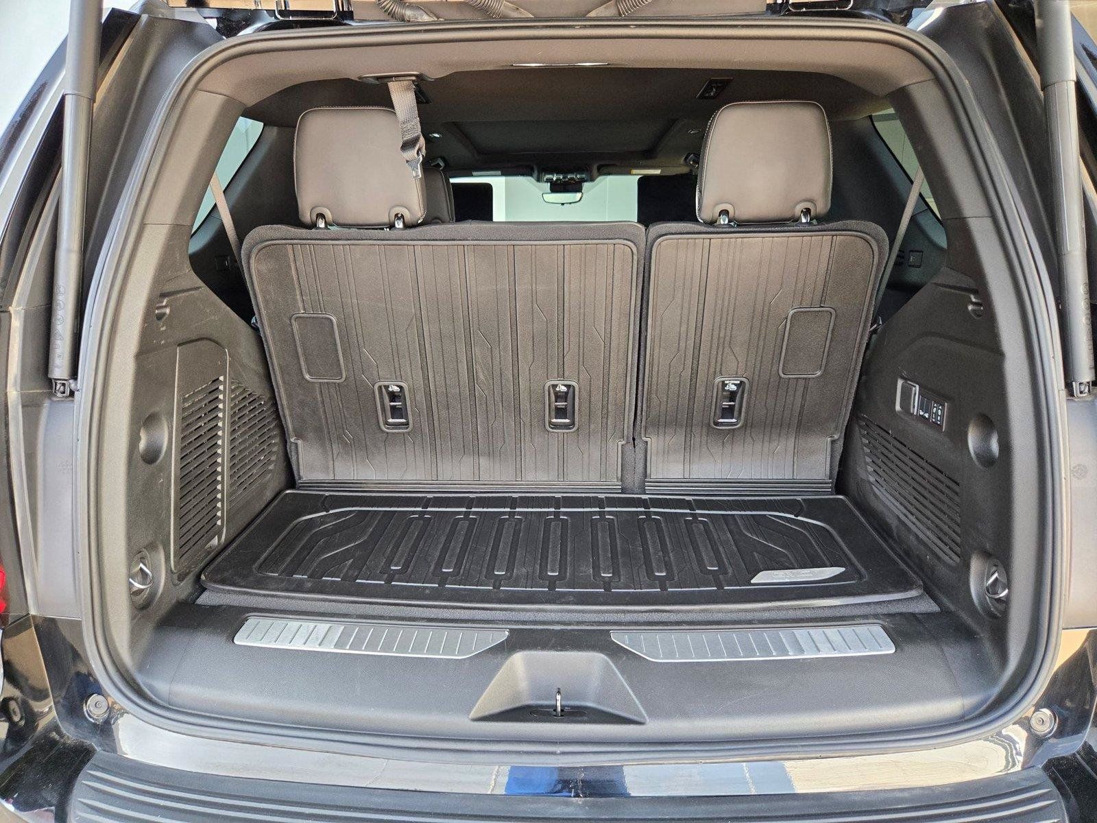 Used 2026 GMC Yukon AT4 Ultimate w/ LPO, Floor Liner Package AWD/4WD image 35