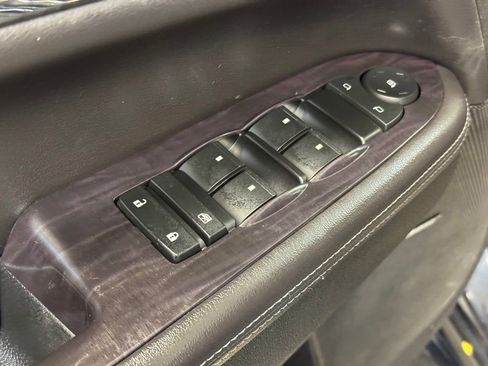 Used 2016 Buick Enclave Leather image 10