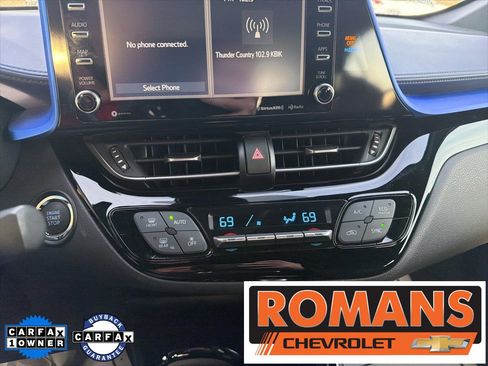 Used 2020 Toyota C-HR XLE image 15