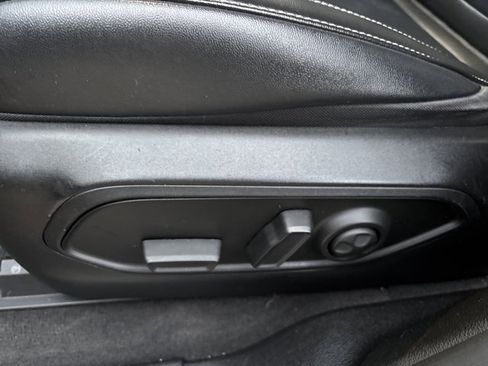 Used 2022 Jeep Grand Cherokee Limited image 18