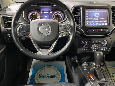 Used 2021 Jeep Cherokee Latitude Lux w/ Comfort/Convenience Group AWD/4WD image 12