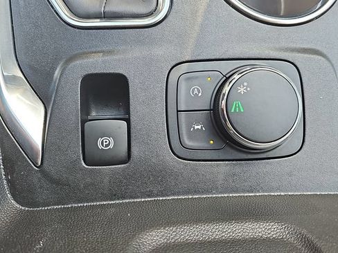 Used 2023 Chevrolet Traverse LS w/ Midnight/Sport Edition FWD image 37