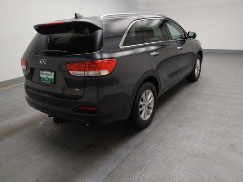 Used 2016 Kia Sorento FWD w/ LX Convenience Package image 9