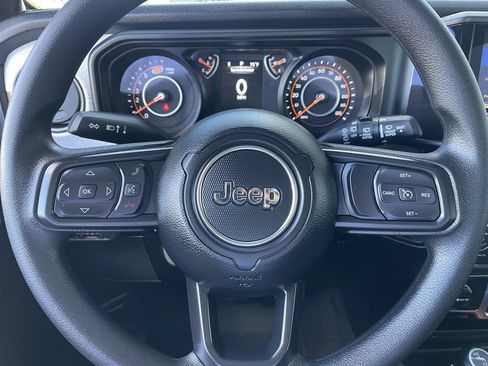 New 2026 Jeep Wrangler Sport AWD/4WD image 29