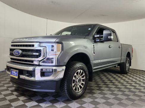 Certified 2022 Ford F350 Lariat w/ Lariat Ultimate Package image 3