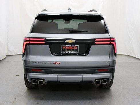 Certified 2024 Chevrolet Traverse LT image 6
