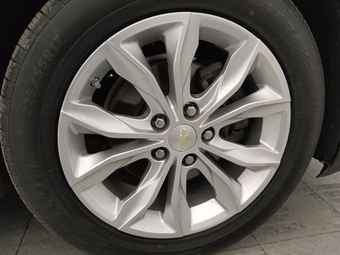 Used 2020 Chevrolet Malibu LT FWD image 31