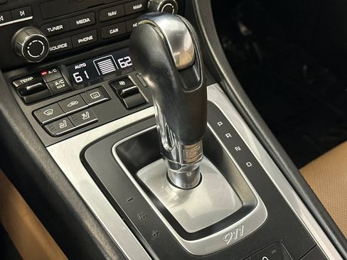 Used 2017 Porsche 911 Carrera RWD image 17