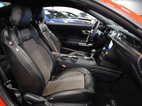Used 2020 Ford Mustang GT Premium w/ GT Performance Package RWD image 34