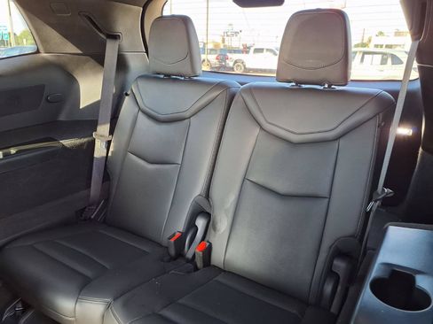 Used 2025 Cadillac XT6 Premium Luxury w/ Technology Package FWD image 23
