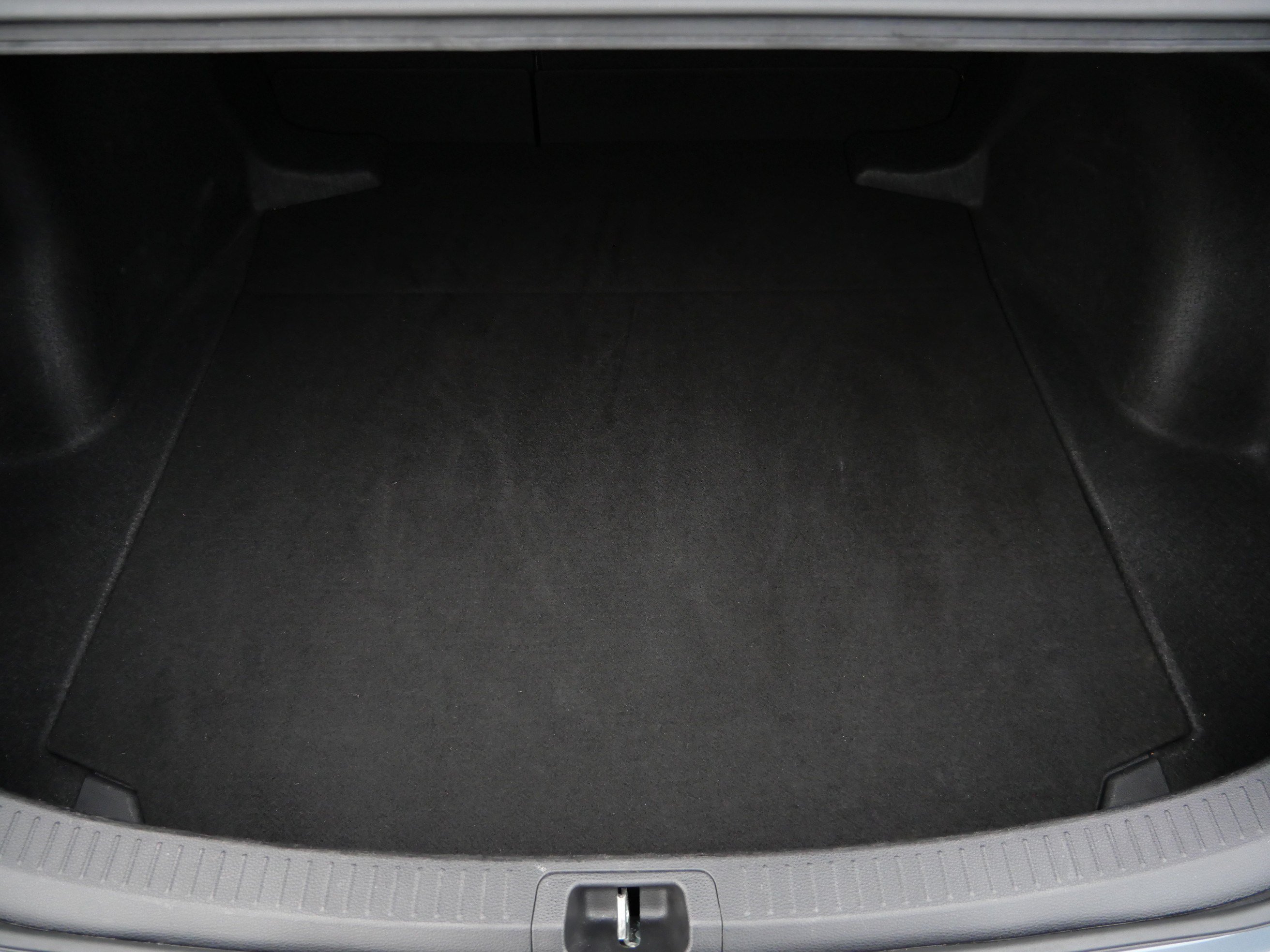 Certified 2024 Toyota Corolla LE FWD image 18
