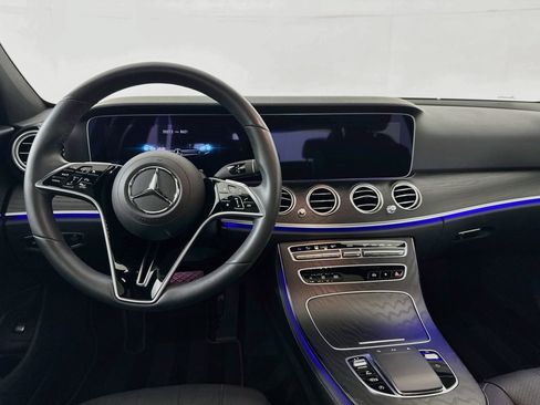 Used 2022 Mercedes-Benz E 350 Sedan image 25
