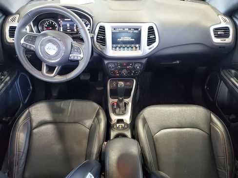 Used 2021 Jeep Compass Latitude w/ Sun and Sound Group FWD image 10
