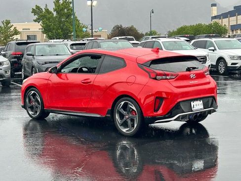 Used 2020 Hyundai Veloster Turbo FWD image 6
