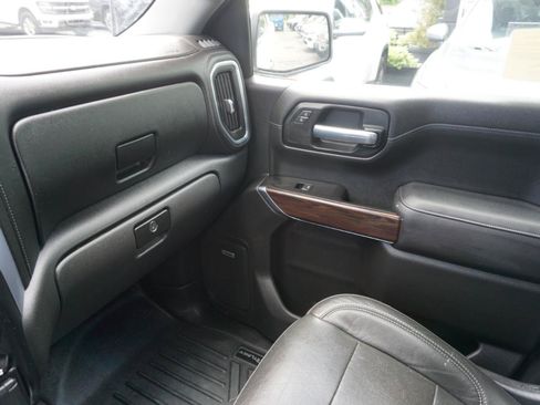 Used 2020 GMC Sierra 1500 SLT w/ SLT Premium Package AWD/4WD image 29