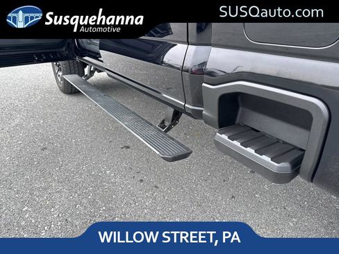 Used 2025 Ford F250 Platinum w/ FX4 Off-Road Package image 26