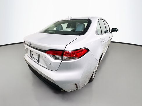 Used 2023 Toyota Corolla LE FWD image 4