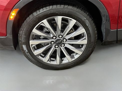 Used 2025 Chevrolet Blazer Premier w/ Driver Confidence II Package image 32