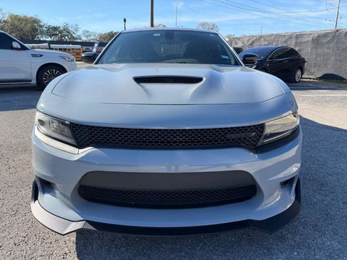 Used 2022 Dodge Charger R/T w/ Blacktop Package image 2