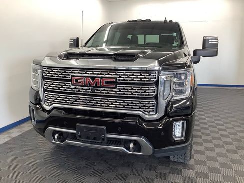 Used 2021 GMC Sierra 2500 Denali w/ Denali Ultimate Package AWD/4WD image 2