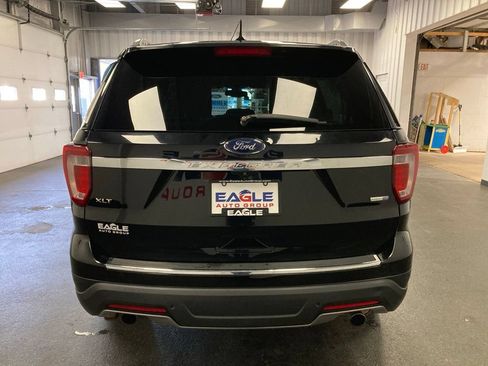 Used 2018 Ford Explorer XLT w/ Equipment Group 201A AWD/4WD image 9