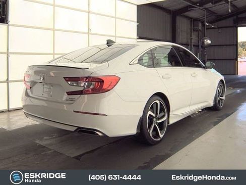 Used 2021 Honda Accord Sport image 2