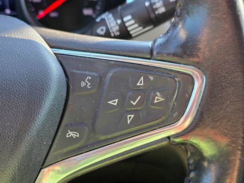 Used 2020 Chevrolet Equinox LT FWD image 21