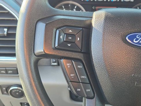 Used 2017 Ford F250 XLT w/ XLT Premium Package image 31