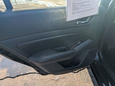 Certified 2021 Nissan Altima 2.5 SV w/ SV Premium Package image 11