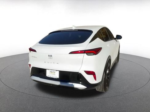 Used 2025 Buick Envista Sport Touring image 12