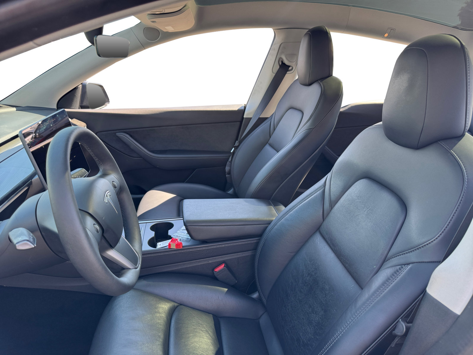 Used 2022 Tesla Model Y Performance AWD/4WD image 9