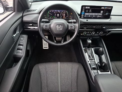 Used 2024 Honda Accord Sport image 12