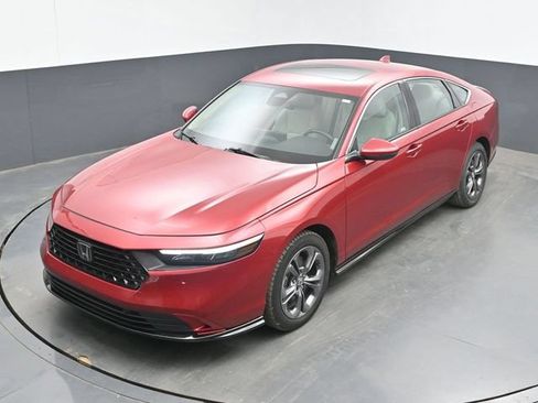 Used 2024 Honda Accord EX-L image 15