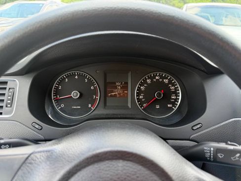 Used 2012 Volkswagen Jetta SE FWD image 21