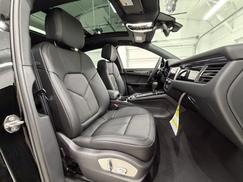 New 2026 Porsche Macan AWD/4WD image 22