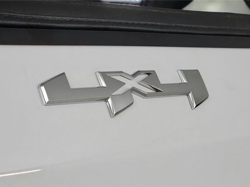 Used 2026 GMC Sierra 1500 SLE AWD/4WD image 41