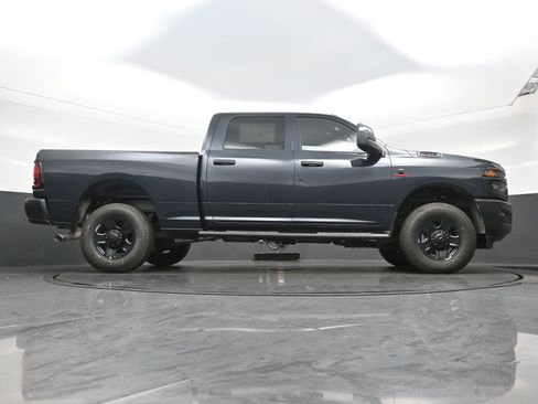 New 2026 RAM 2500 Tradesman AWD/4WD image 19