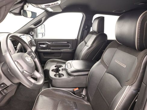 Used 2023 RAM 3500 Laramie image 16