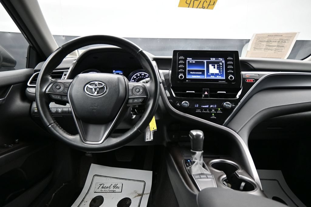 Used 2024 Toyota Camry SE FWD image 14