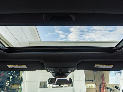 New 2026 Honda Civic Sport image 22