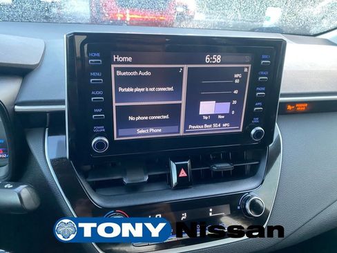 Used 2020 Toyota Corolla LE image 34