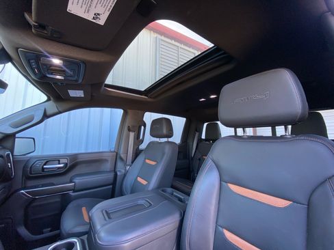 Used 2021 GMC Sierra 1500 AT4 w/ Technology Package image 19