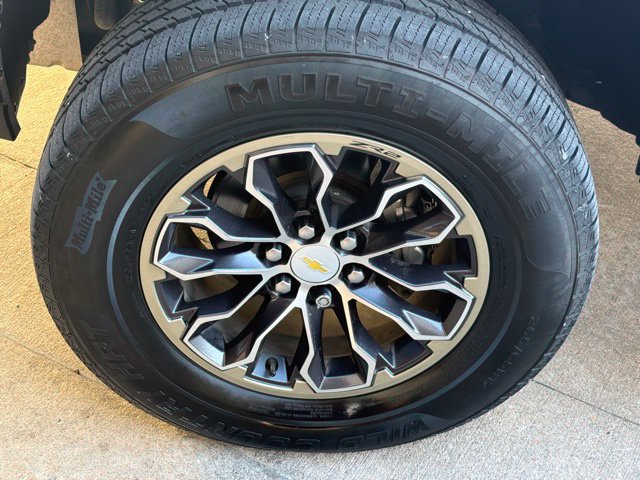 Used 2018 Chevrolet Colorado ZR2 AWD/4WD image 11