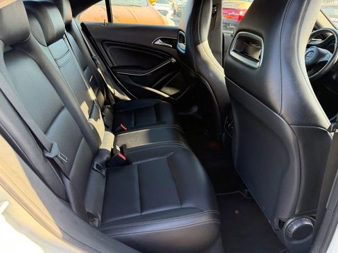 Used 2016 Mercedes-Benz CLA 250 image 11