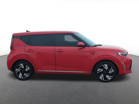 Used 2024 Kia Soul GT-Line w/ GT-Line Technology Package FWD image 7