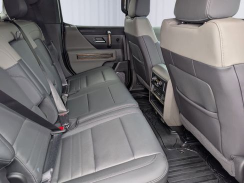 Certified 2024 GMC Hummer EV 3X w/ Extreme Off-Road Package image 9