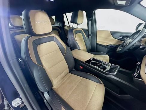 Used 2025 Chevrolet Equinox ACTIV w/ Safety and Technology Package image 29